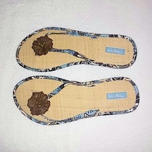 Vera Bradley flip flops
